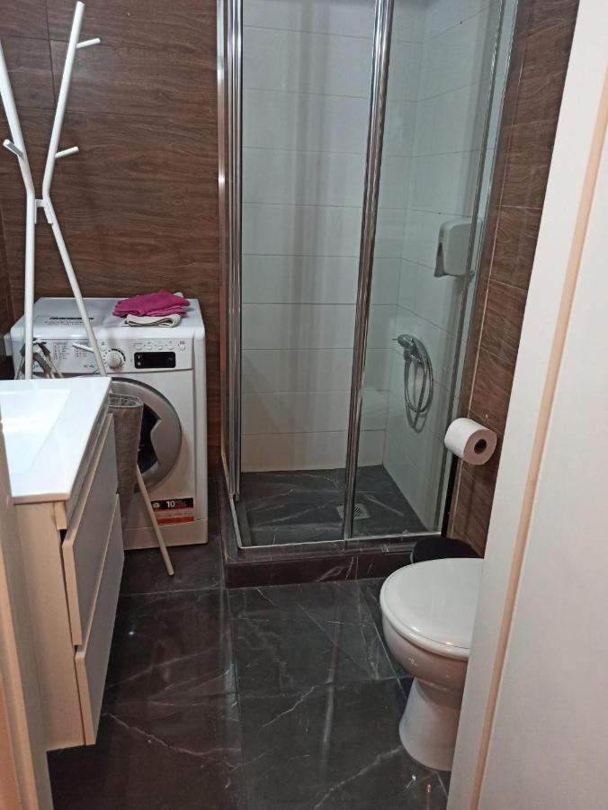 Luxuriously Central Studio In The Heart Of Atena Exterior foto
